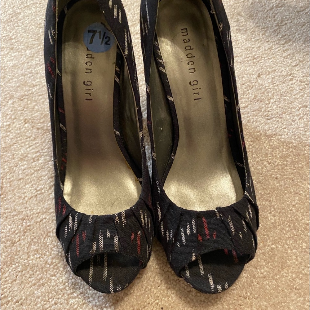 Madden girl peep toe heels